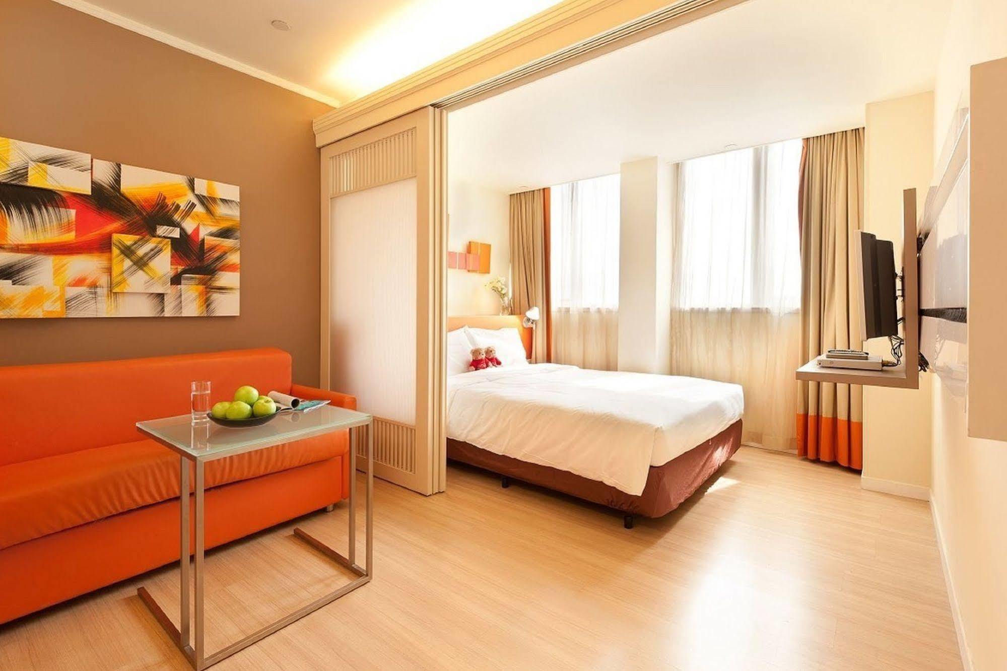 Aparthotel Citadines Ashley Hongkong Esterno foto